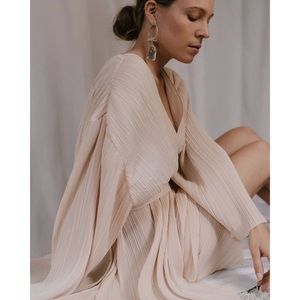 &Other Stories Ltd Edition Dress Beige Plisse Sz 4